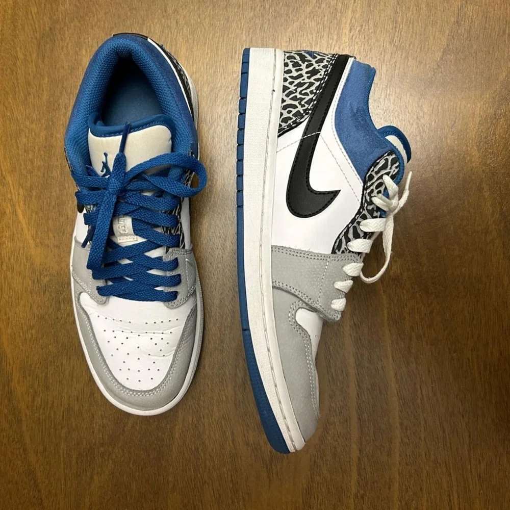 Nike Air Jordan 1 Low SE Retro Mens Size 8 US DM1199-140‎ True Blue Elephant